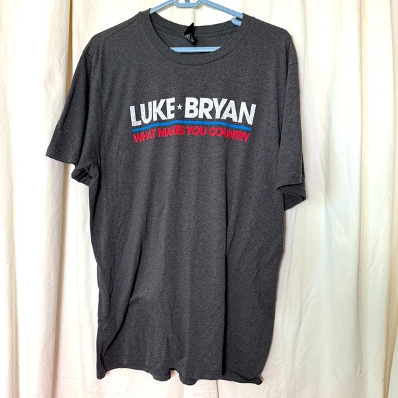 2018 Luke Bryan What Makes You Country Music Concert Tour T-Shirt USA Flag - Picture 1 of 6